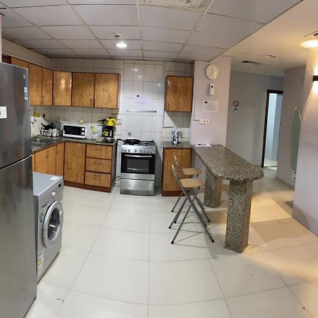Albarsha 1 Hostel By Phm Dubaï Extérieur photo