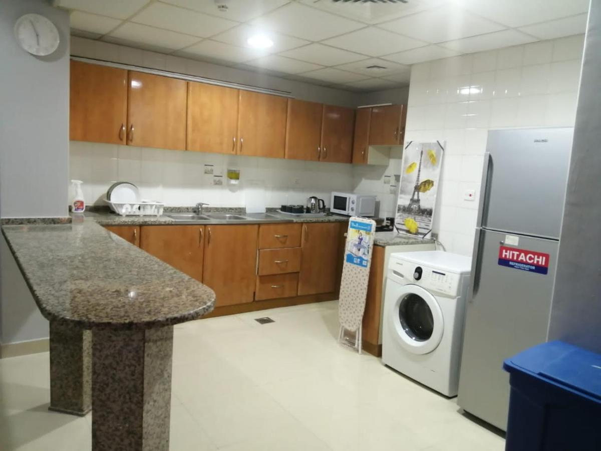 Albarsha 1 Hostel By Phm Dubaï Extérieur photo