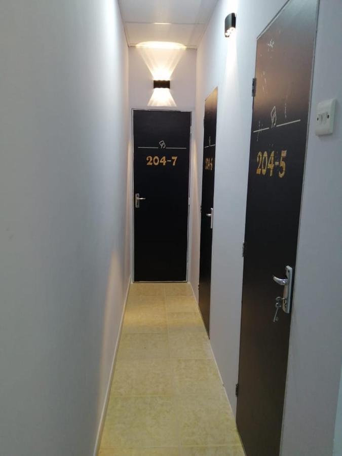 Albarsha 1 Hostel By Phm Dubaï Extérieur photo